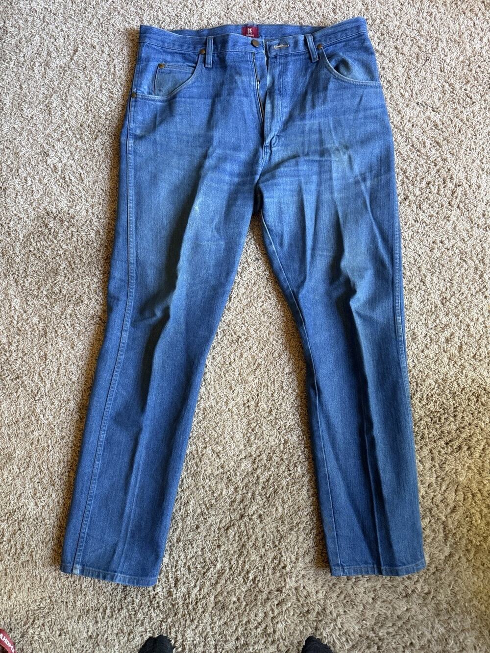 Wrangler 31MWZPW Relaxed Fit Jeans Mens 36x34 Blue Denim 100% Cotton Starched
